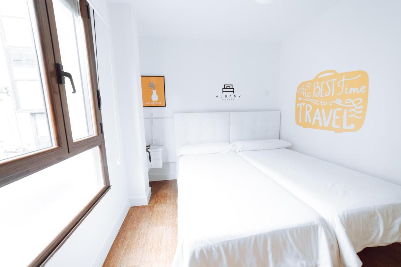 Hostal Misericordia Leon Bagian luar foto
